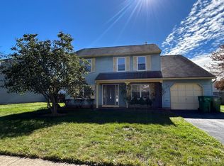 34 Stonewall Dr, Edison, NJ 08820