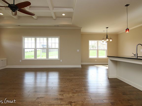 3rd image of 226 Mountian Brook Dr