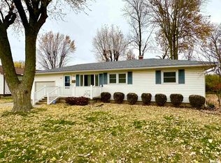 14 Winthrop Ter, Jacksonville, IL 62650