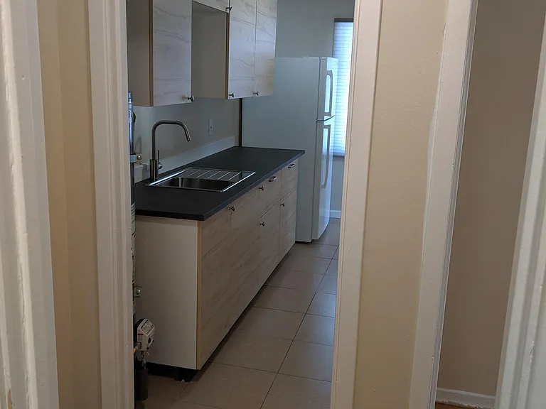 1455 Lockbrae Rd #1 — Photo 10