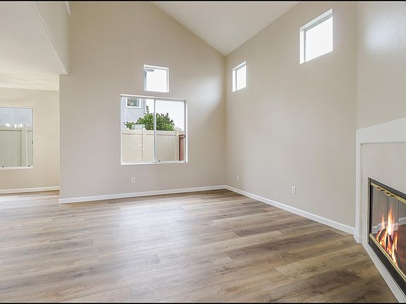 2nd image of 7 Sydney Ct