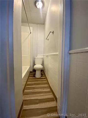 15-17 Ridgewood St #2 — Photo 7