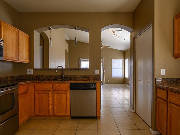 3rd image of 7335 W Clear Canyon Dr