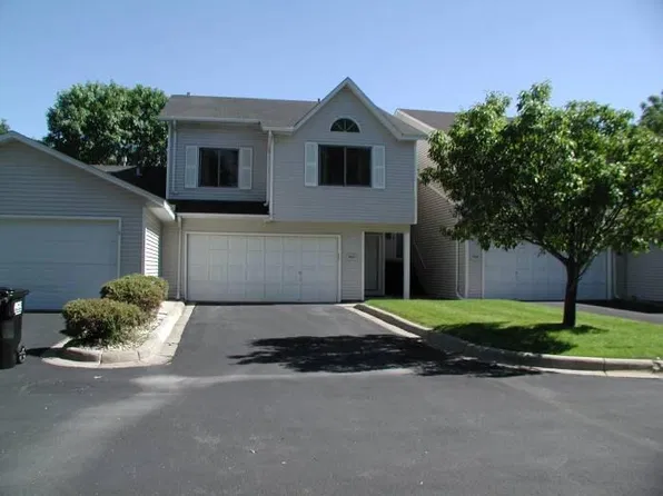 8828 Norway St NW, Coon Rapids, MN 55433