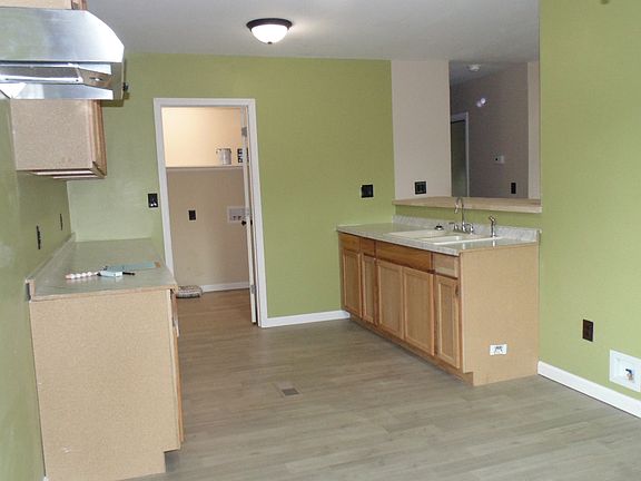 3rd image of 510 3rd St