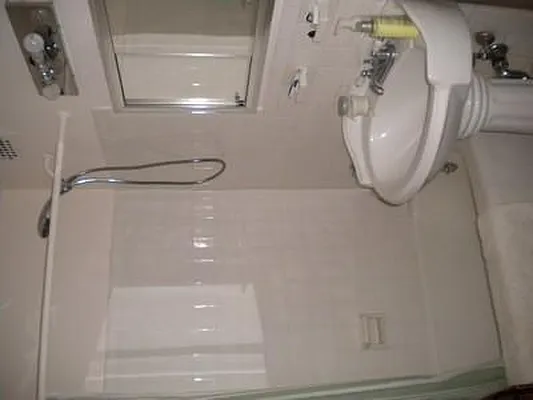 Rented by Prestigious International | media 35