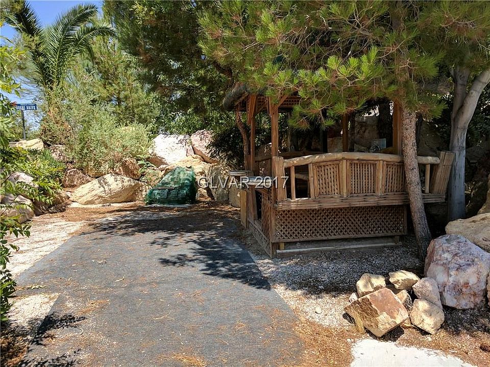 1st image of 6256 N Pacific Dr