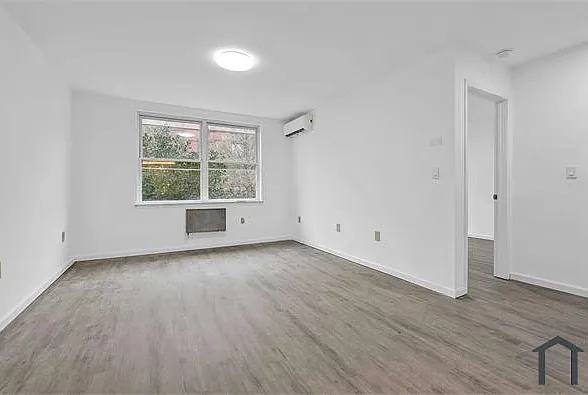 1398 Fulton Ave #2 — Photo 6