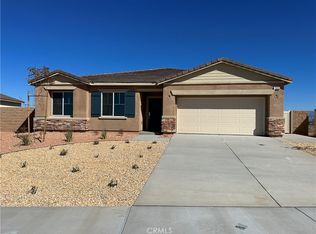 7669 Tamarisk Ave, Oak Hills, CA 92344