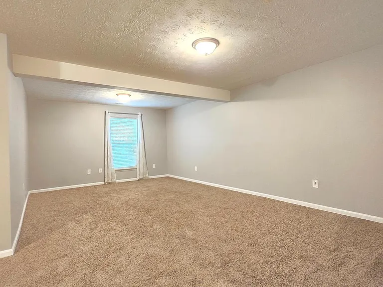 160 Leeds Creek Cir — Photo 24