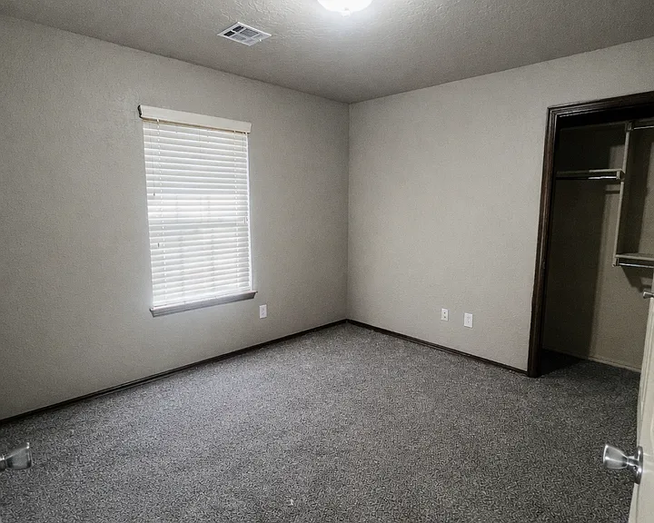 15109 Kyle Dr #B — Photo 9