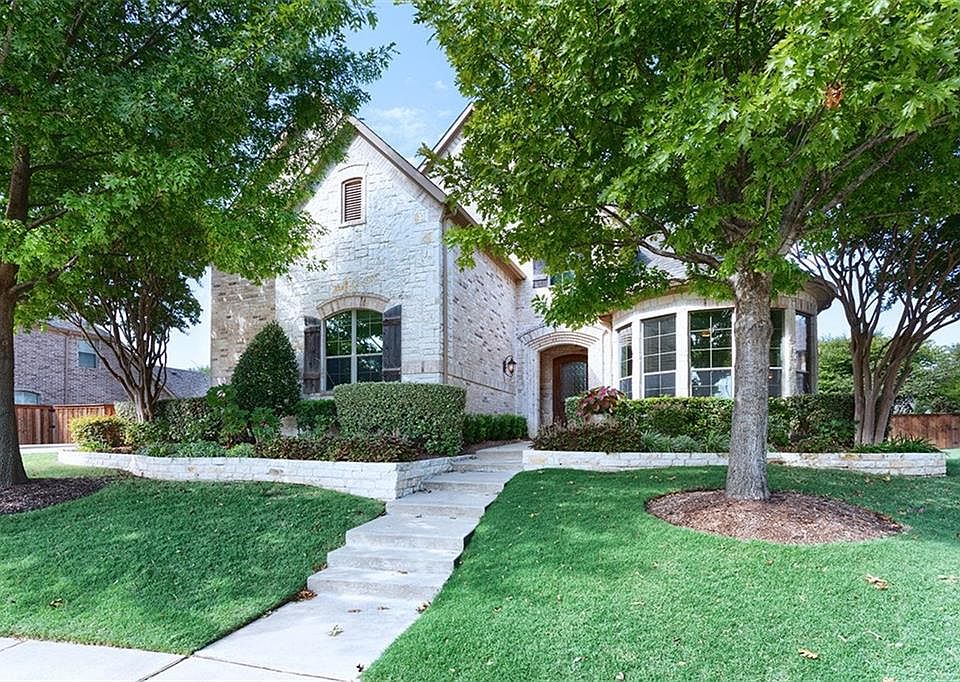 1st image of 605 Barkley Dr