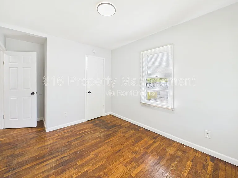 10323 E 20th St S — Photo 15