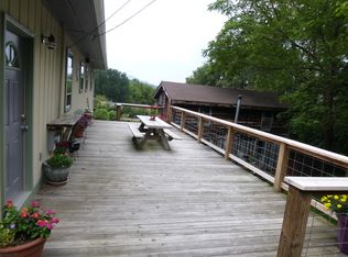 437 Woodie Ave, West Jefferson, NC 28694