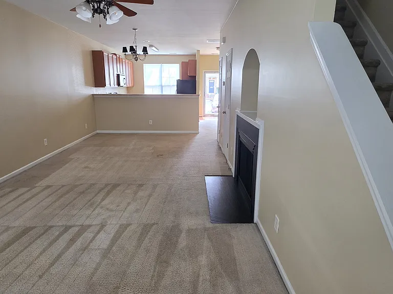 5585 Farm House Trl — Photo 9