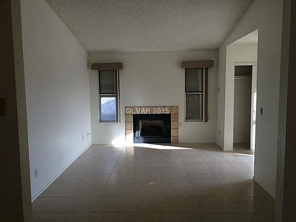 3rd image of 4619 Bumblebee Cir