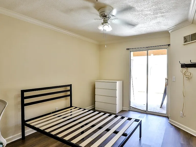 8889 Caminito Plaza Centro #7128 — Photo 10