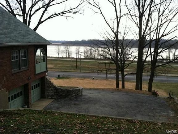 2nd image of 9723 Riverview Dr