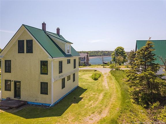 2nd image of 64 North Rd