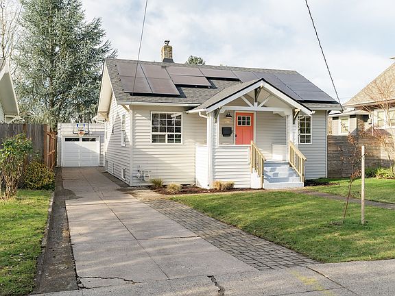 2nd image of 3311 SE 66th Ave