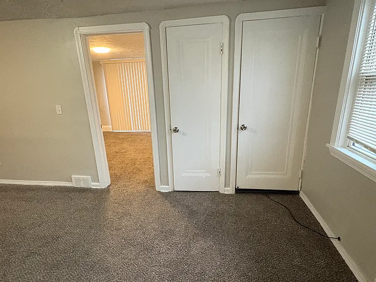 10012 Robinson Ave #2 — Photo 7