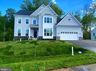 8702 Cedar Chase Dr, Clinton, MD 20735