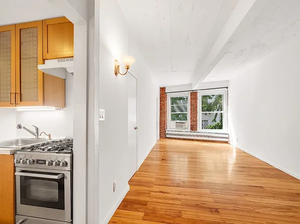 10 Christopher Street image 1 of 9