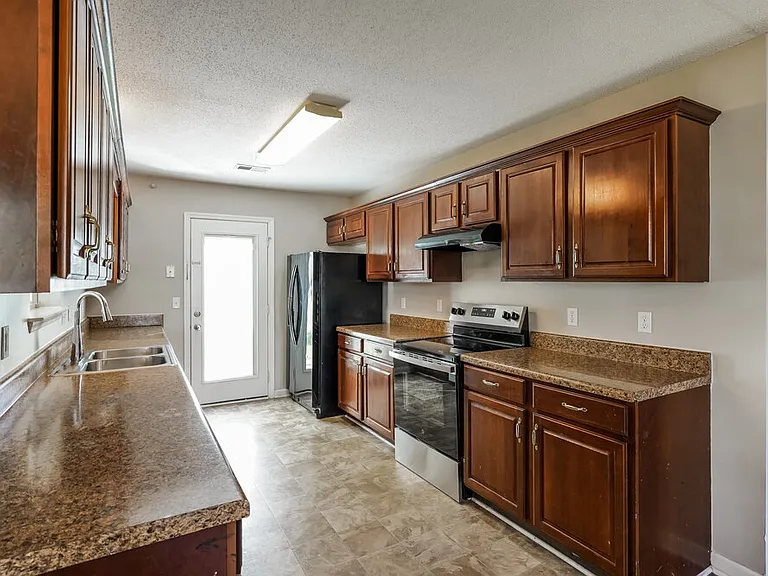 5404 Sunnyvale Dr — Photo 8