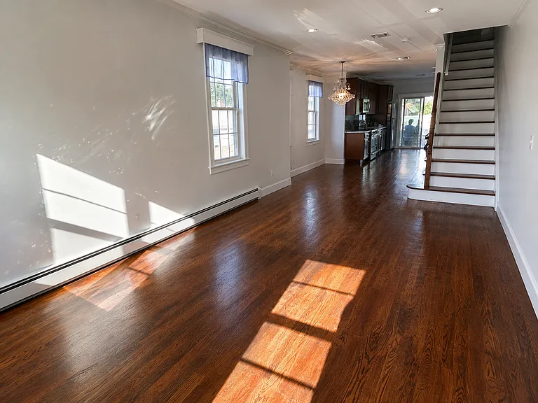 333 Cheves Ave — Photo 1