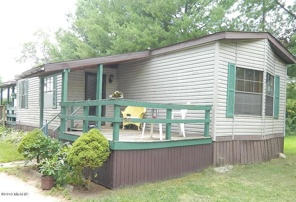 136 Wyndsong Ct photo 1