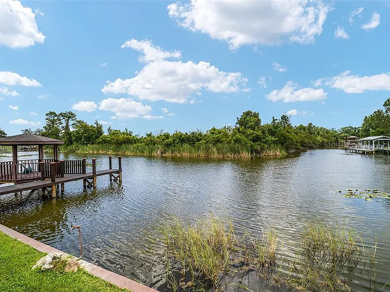 5330 Kings Ct — Photo 4