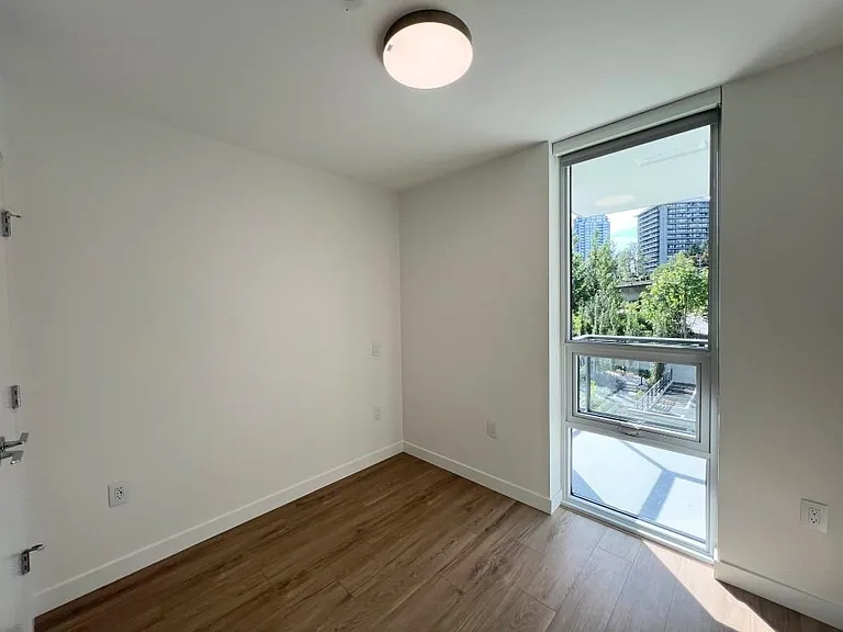 2135 Springer Ave #409 — Photo 7