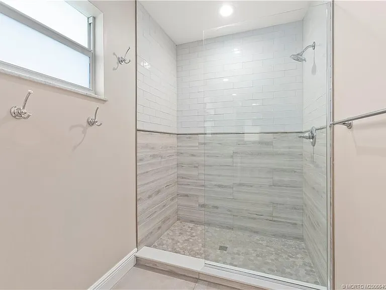 53 N Sewalls Point Rd — Photo 24
