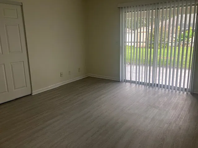 2 bed, 1066 sqft, $2,400 — Photo 2
