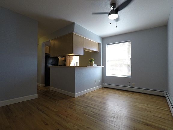 4th image of 1629 N Clarkson St APT 13