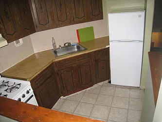 Rented by Alexiou Realty