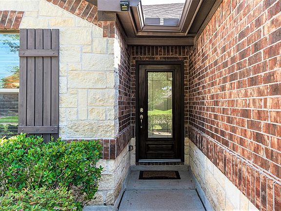 3rd image of 27118 Postwood Manor Ct