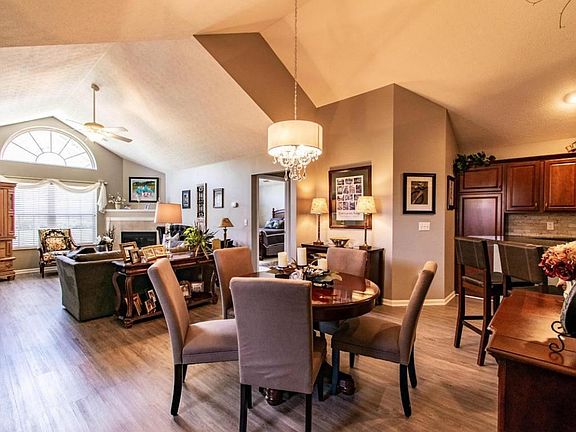 5th image of 158 Jamie Lynn Cir