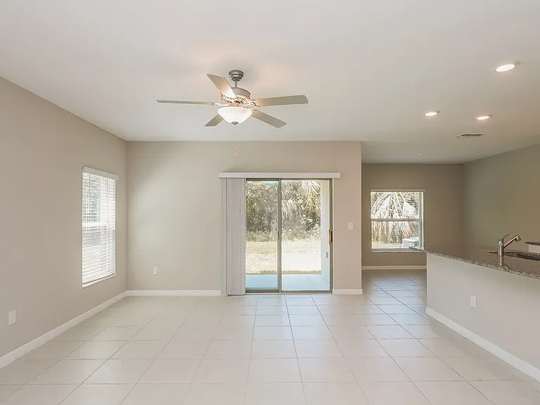 7322 Spring Snowflake Ave — Photo 4
