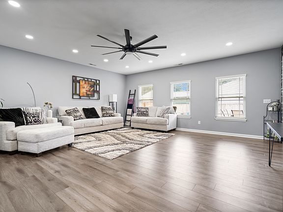 3rd image of 3047 Tansel Rd