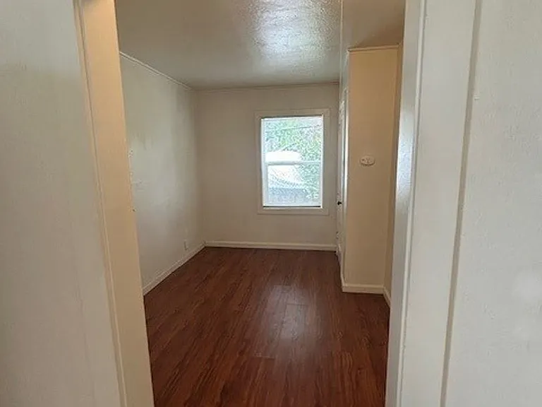 205 Cherry Ave — Photo 5