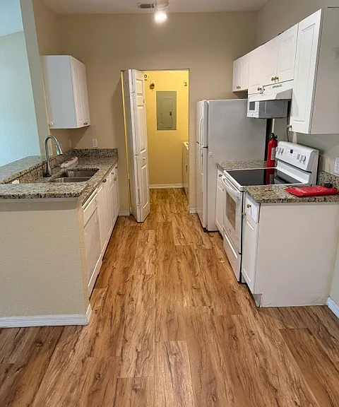 823 Grand Regency Point #202 — Photo 78