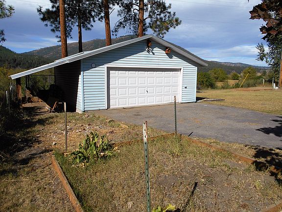 4th image of 1365 Wood Hill Ct