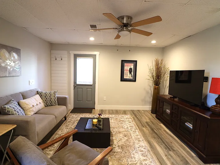 4792 Woodspring Dr NE — Photo 9