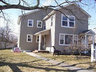 5th image of 48 Waverly Ave