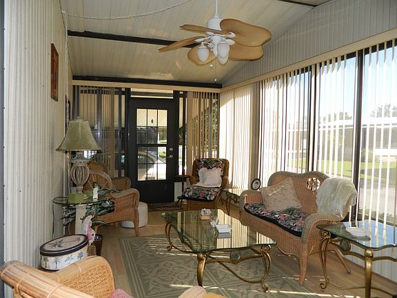 3rd image of 2425 Harden Blvd Lot 99
