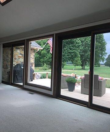 4th image of 7405 Greenview Dr