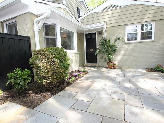 3rd image of 2210 Fordham Dr