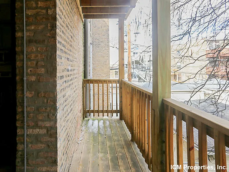 38082 N Sheffield Ave #2W — Photo 4