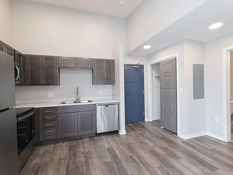 Village West Apartments — Photo 29